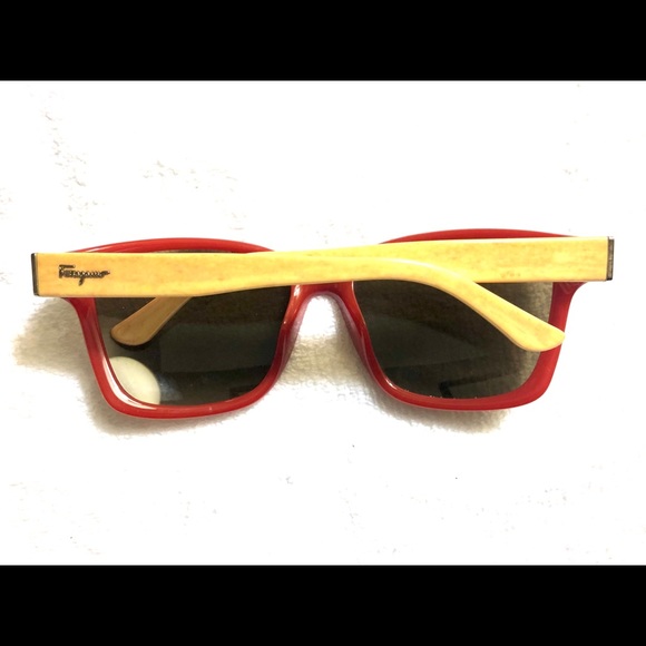 SALVATORE FERRAGAMO UNISEX SUNGLASS SF716S - Picture 3 of 9